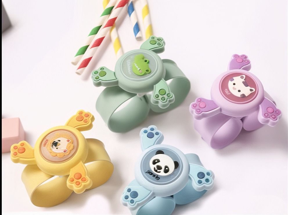 Cute Cartoon LED Spinner Band